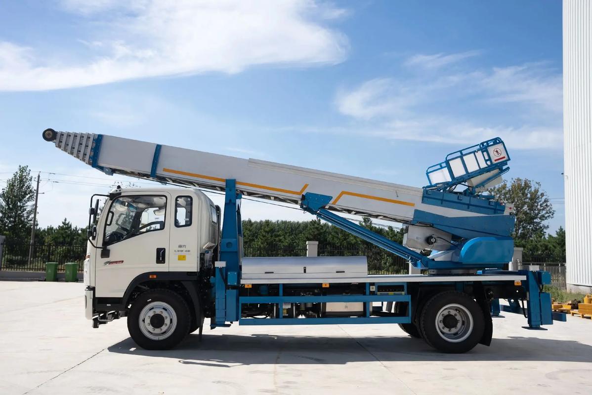 淮安淮阴云梯上料车租赁费用