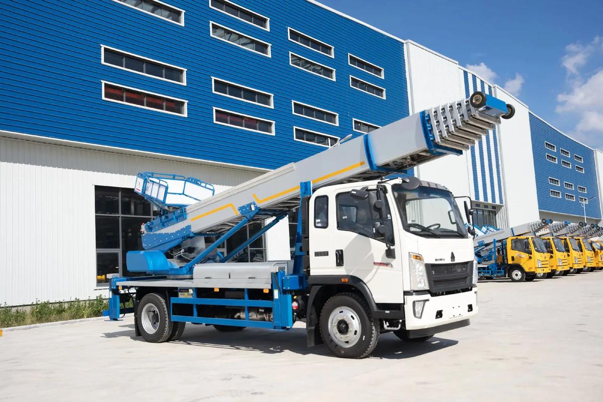 淮安淮阴出租云梯车高空作业车 建筑垃圾搬运